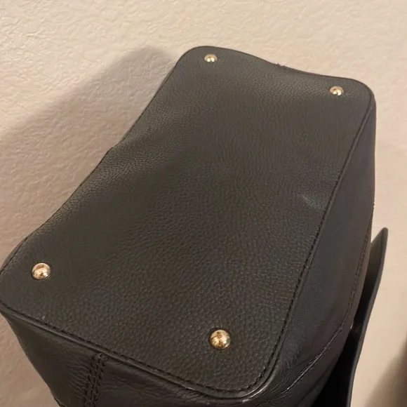 Isaac Mizrahi please check all picture of condition - Picture 8 of 17